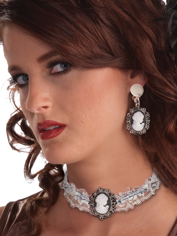 CAMEO AND LACE EARRING & NECKLACE SET