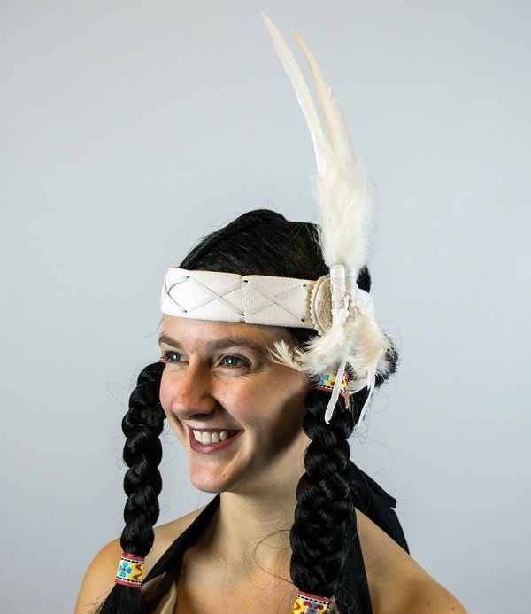 INDIAN STITCHED WHITE HEADBAND WITH WHITE FEATHERS